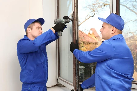 Residential Broken Glass Repair Solutions in Lakeside, FL