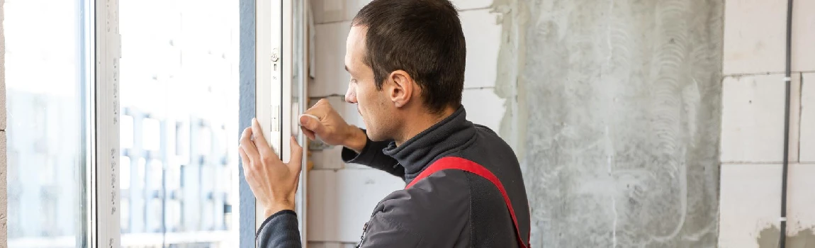 Emergency Cracked Windows Repair Services in Lakeside, FL