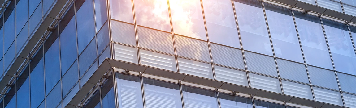 UV-Resistant Glass Experts in Lakeside, FL